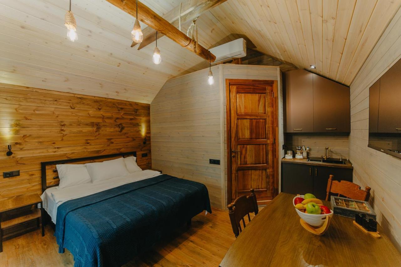 Wanderholic Hotel Telavi Exterior photo